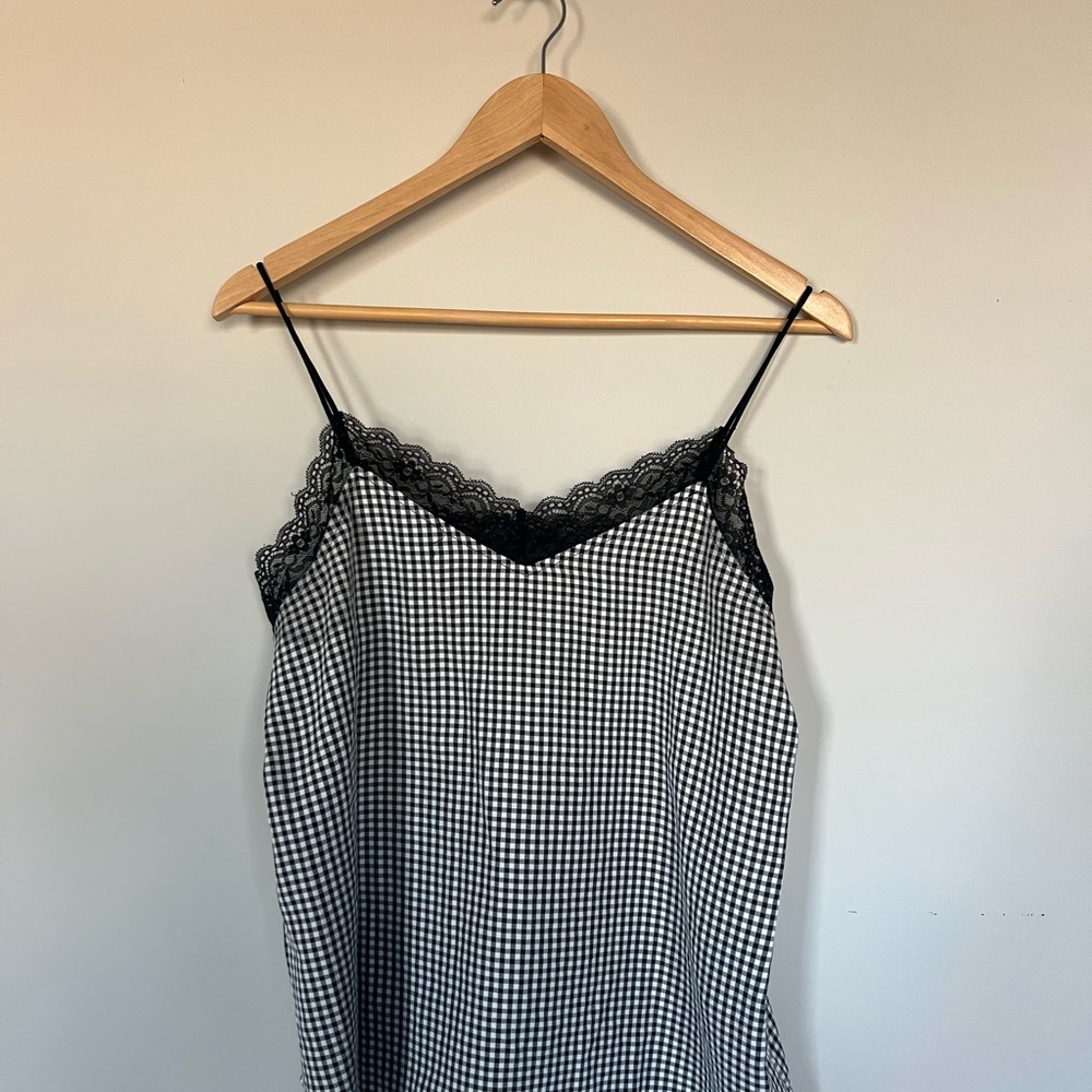 Trendy | Black & White Lace Trim Checkered Tank Top